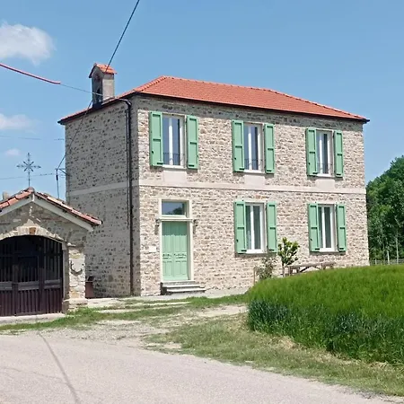 بيت شباب Rifugio Escursionistico Ex-scuola Grassi, Bubbio