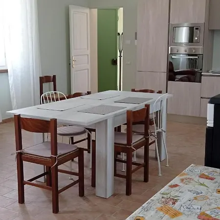 Rifugio Escursionistico Ex-scuola Grassi, * Bubbio