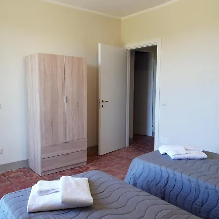 Hostel Rifugio Escursionistico Ex-scuola Grassi,