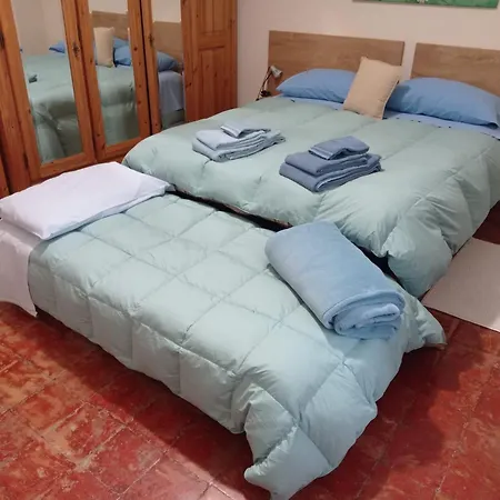 بيت شباب Rifugio Escursionistico Ex-scuola Grassi,