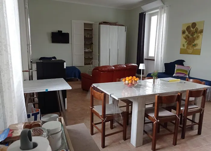 Rifugio Escursionistico Ex-scuola Grassi, *